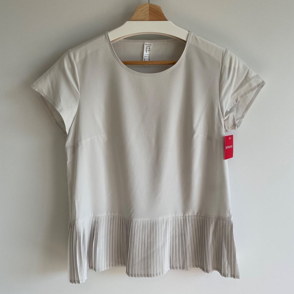 Spanx Yes Pleats! Tee White Cloud NWT Size S Sporty Pickleball Tennis Peplum